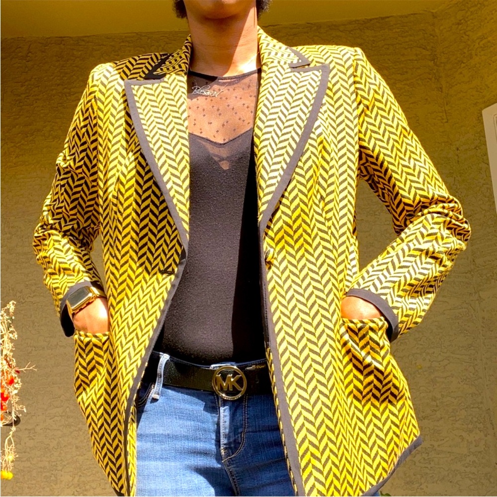 Black & Yellow Classy Blazer